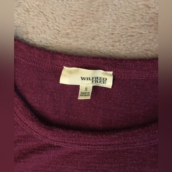 Wilfred raspberry stretchy crop top - Picture 3 of 4